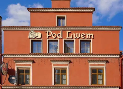 Hotel " Apartamenty POD LWEM"